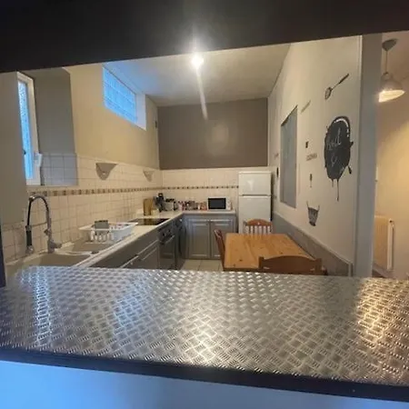 T1 Proche Centre Et Cite Tirlet Châlons-en-Champagne